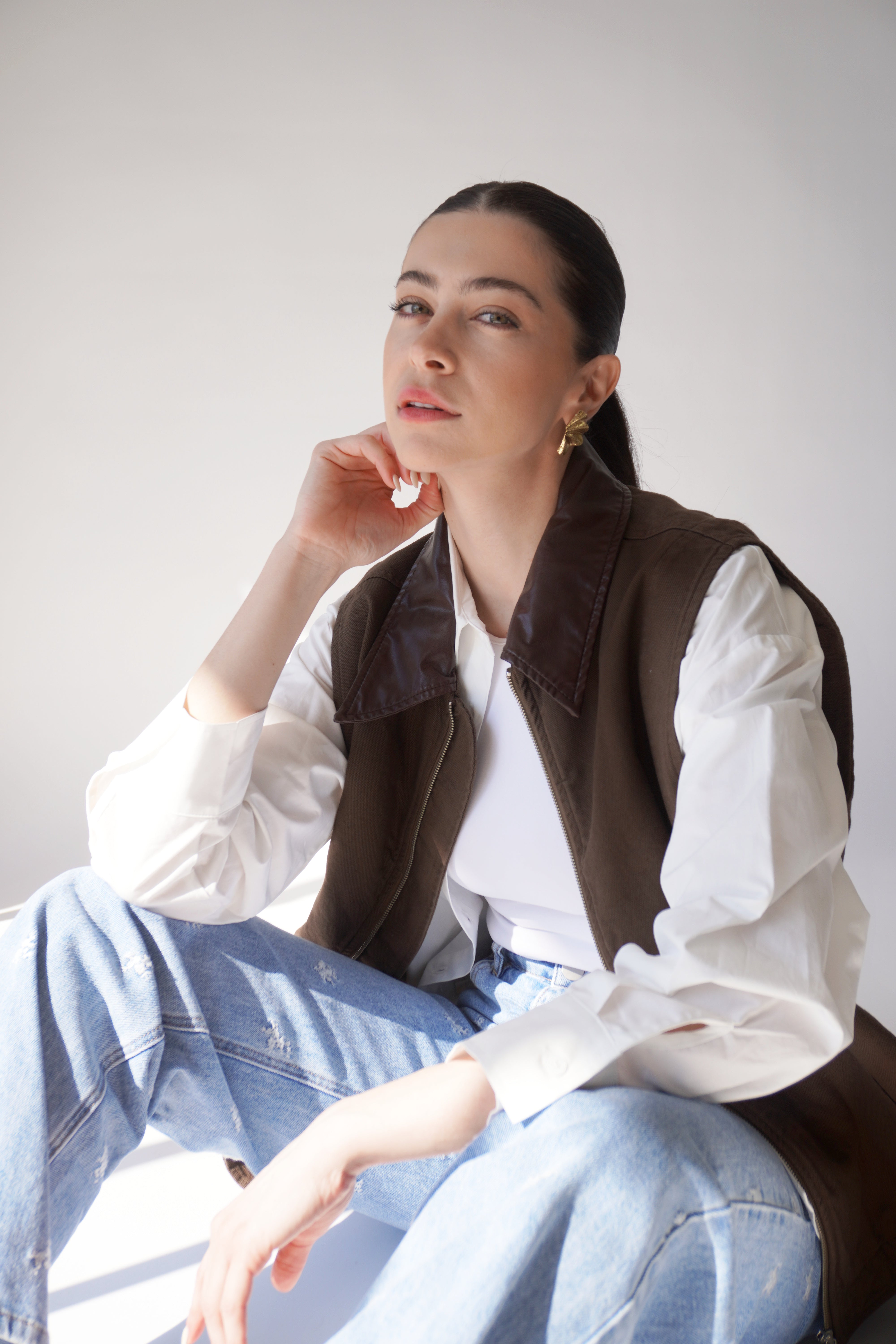 Mia Vest / Brown