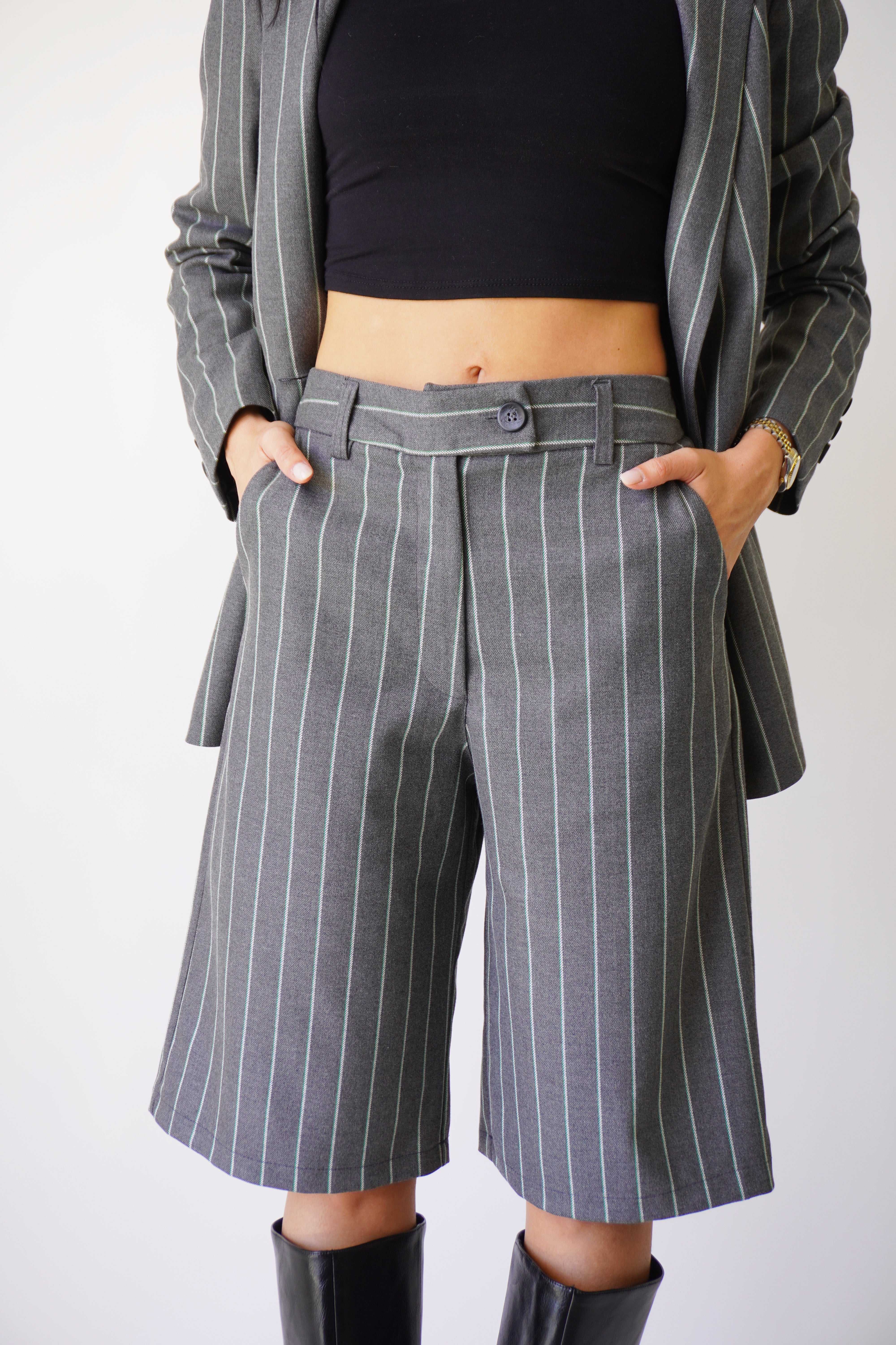 Ioli Vermuda / Grey