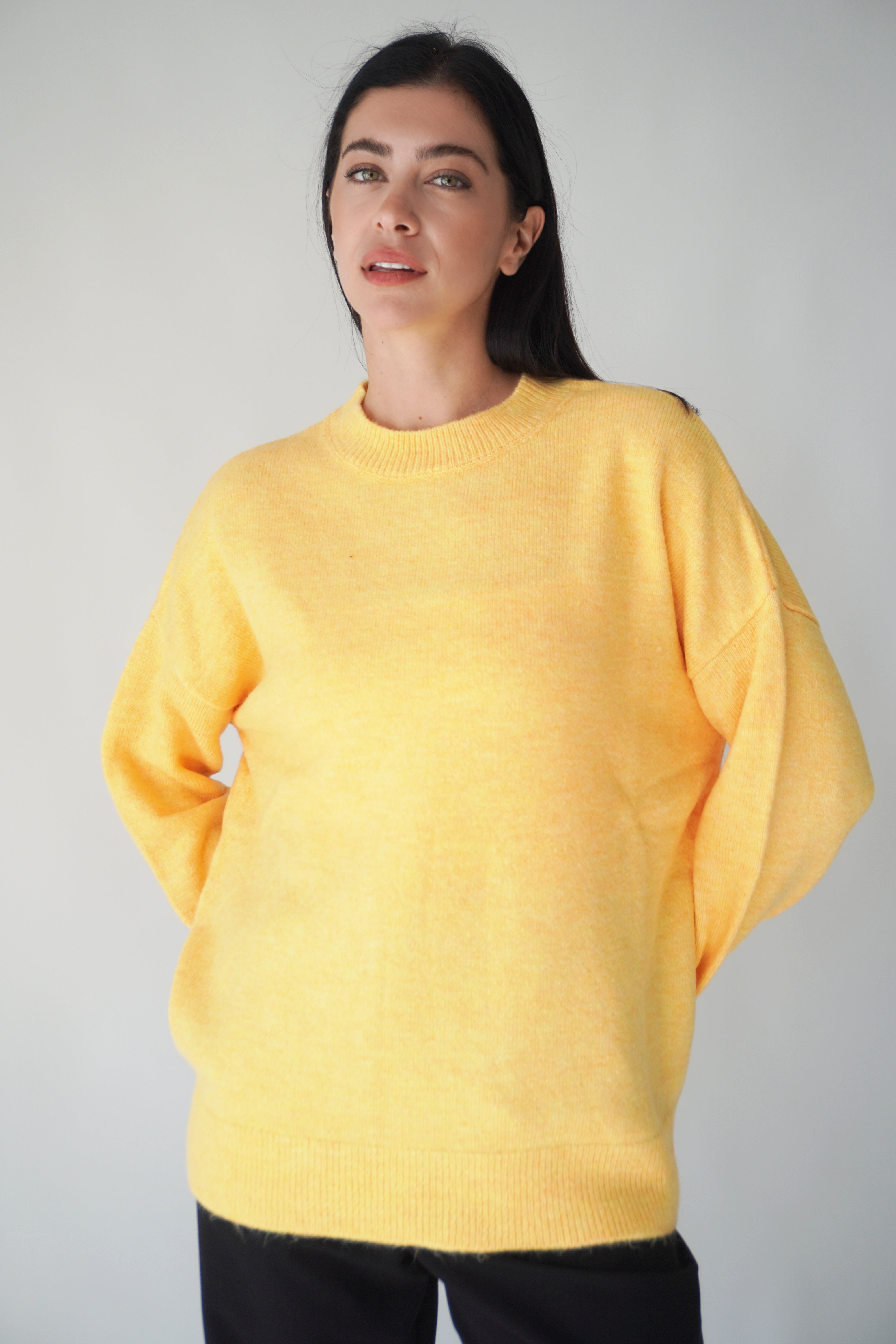 Oversized Knit Sweater / Yellow