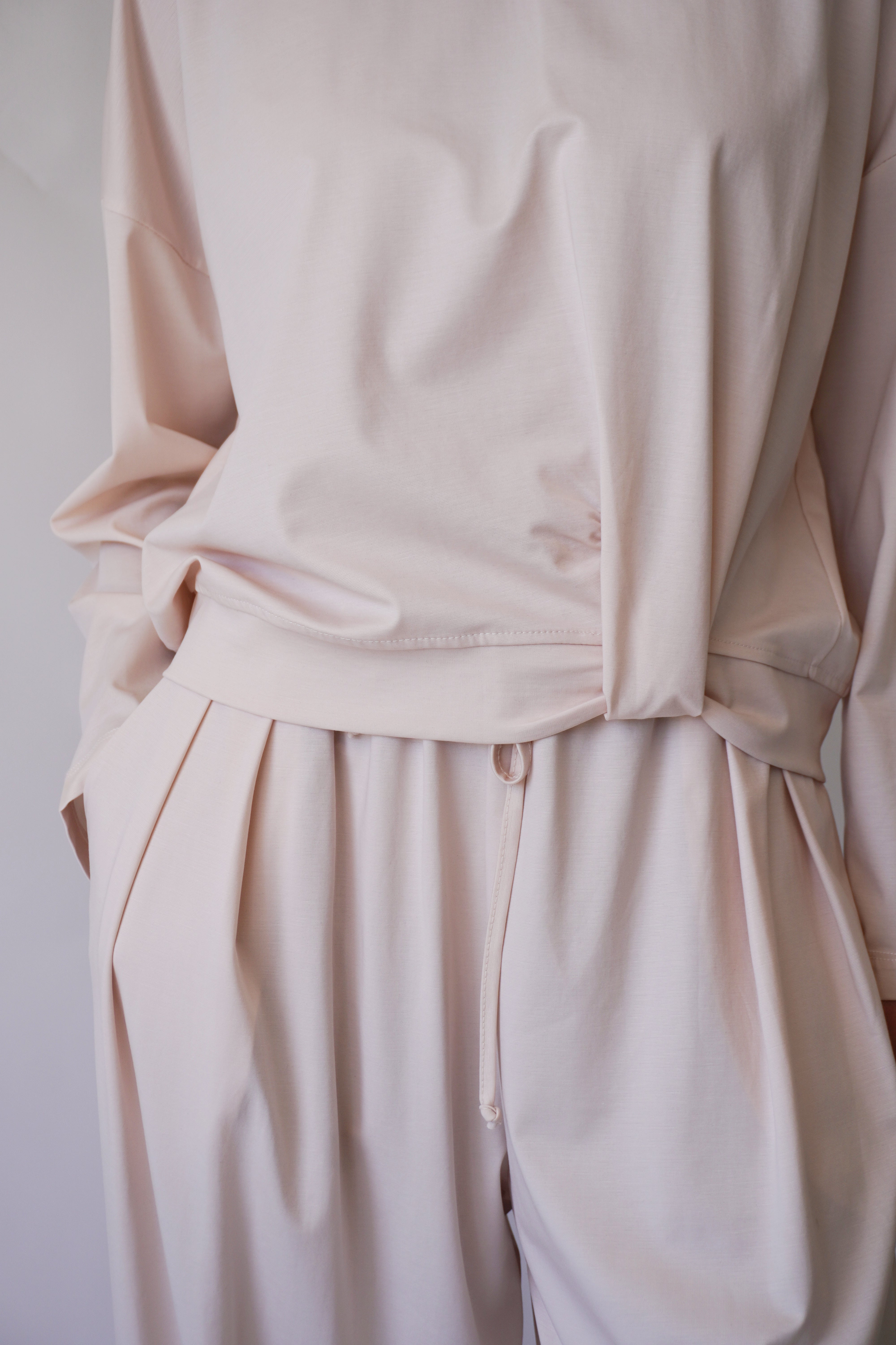 Alisha Sweatshirt / Cream