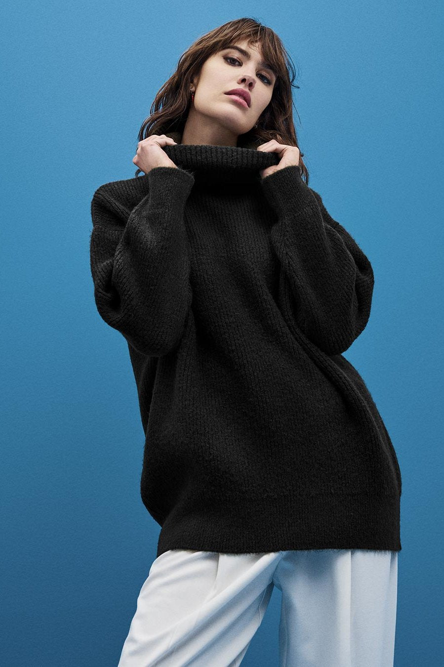 Turtleneck Sweater / Black