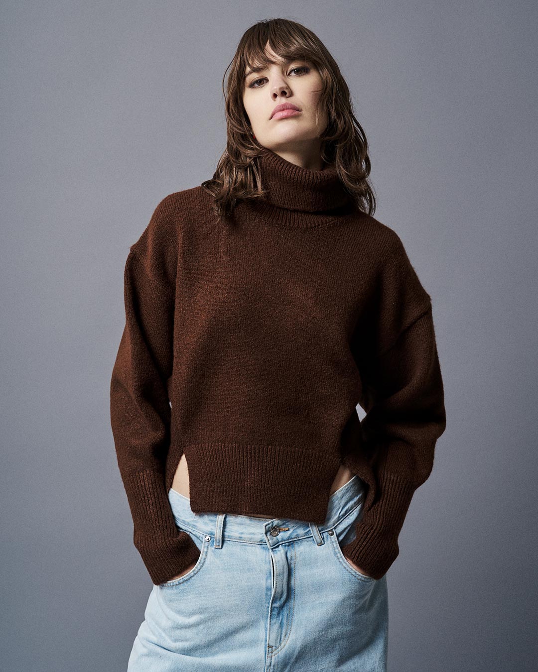 Turtleneck Sweater / Coffee