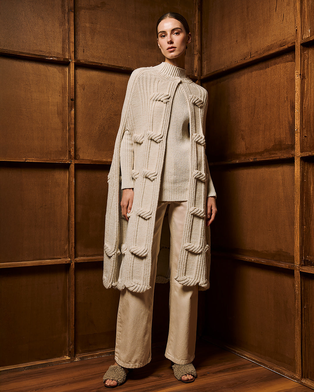 Long Knit Cape / Ecru