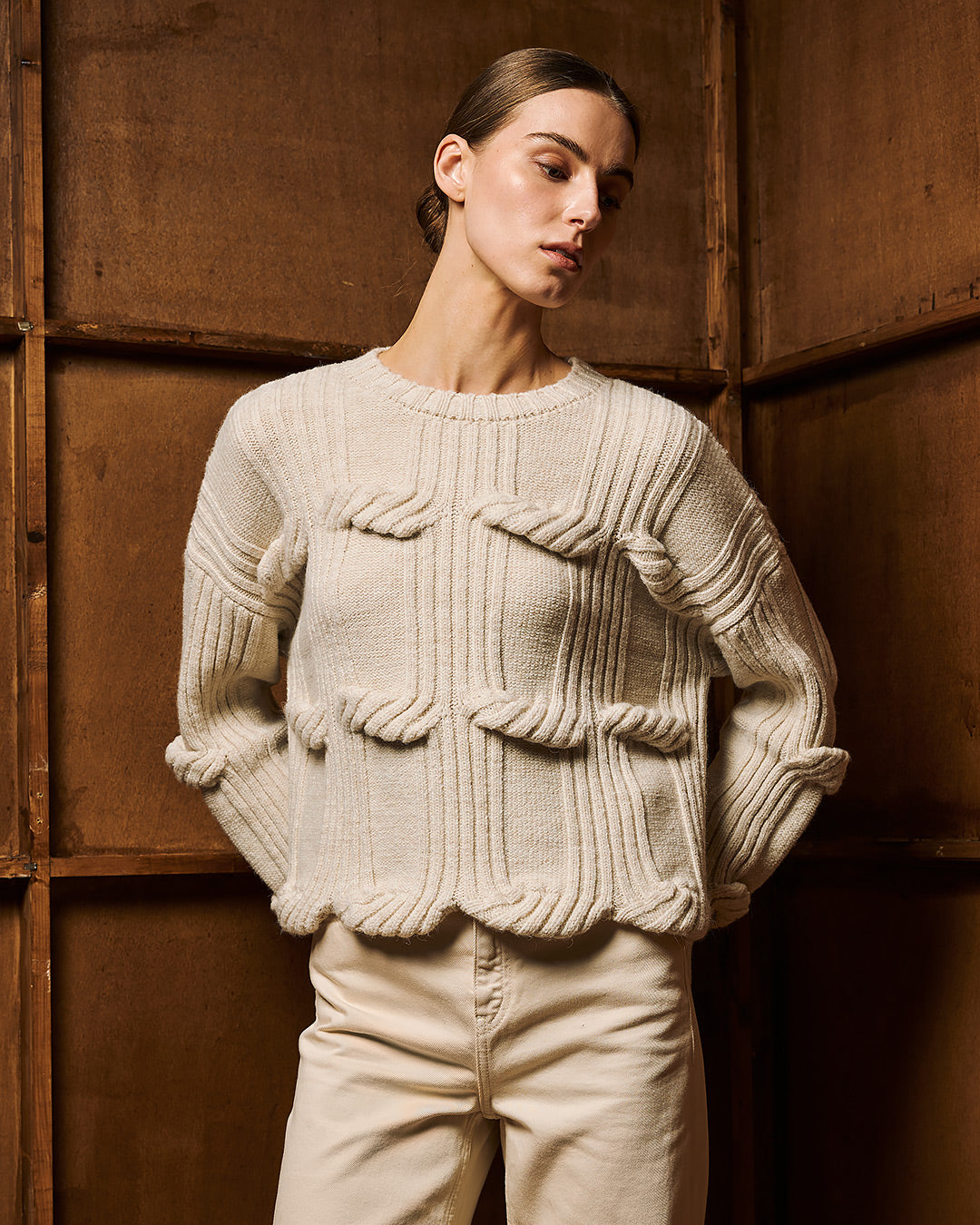 Cable Knit Sweater / Off White