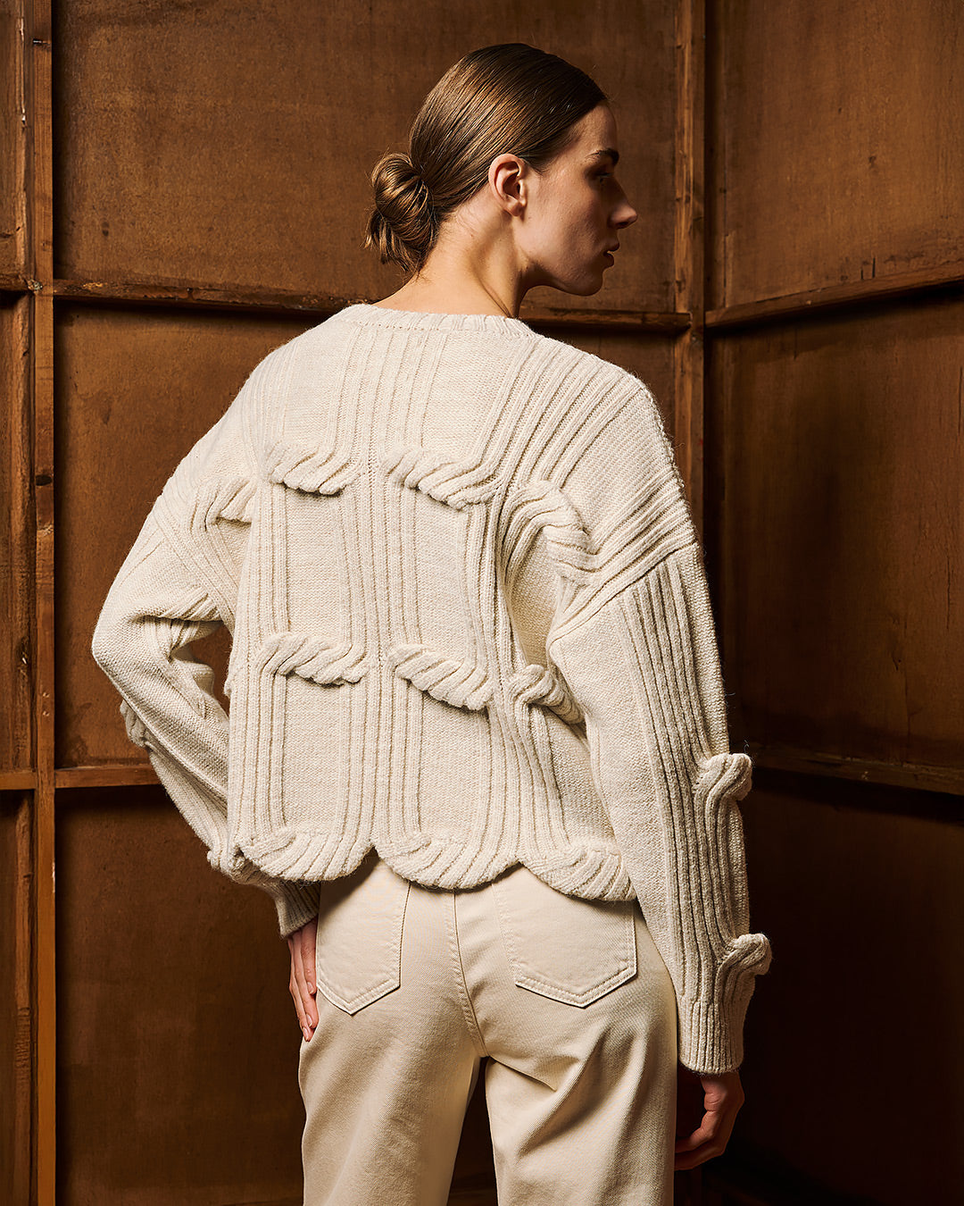 Cable Knit Sweater / Off White