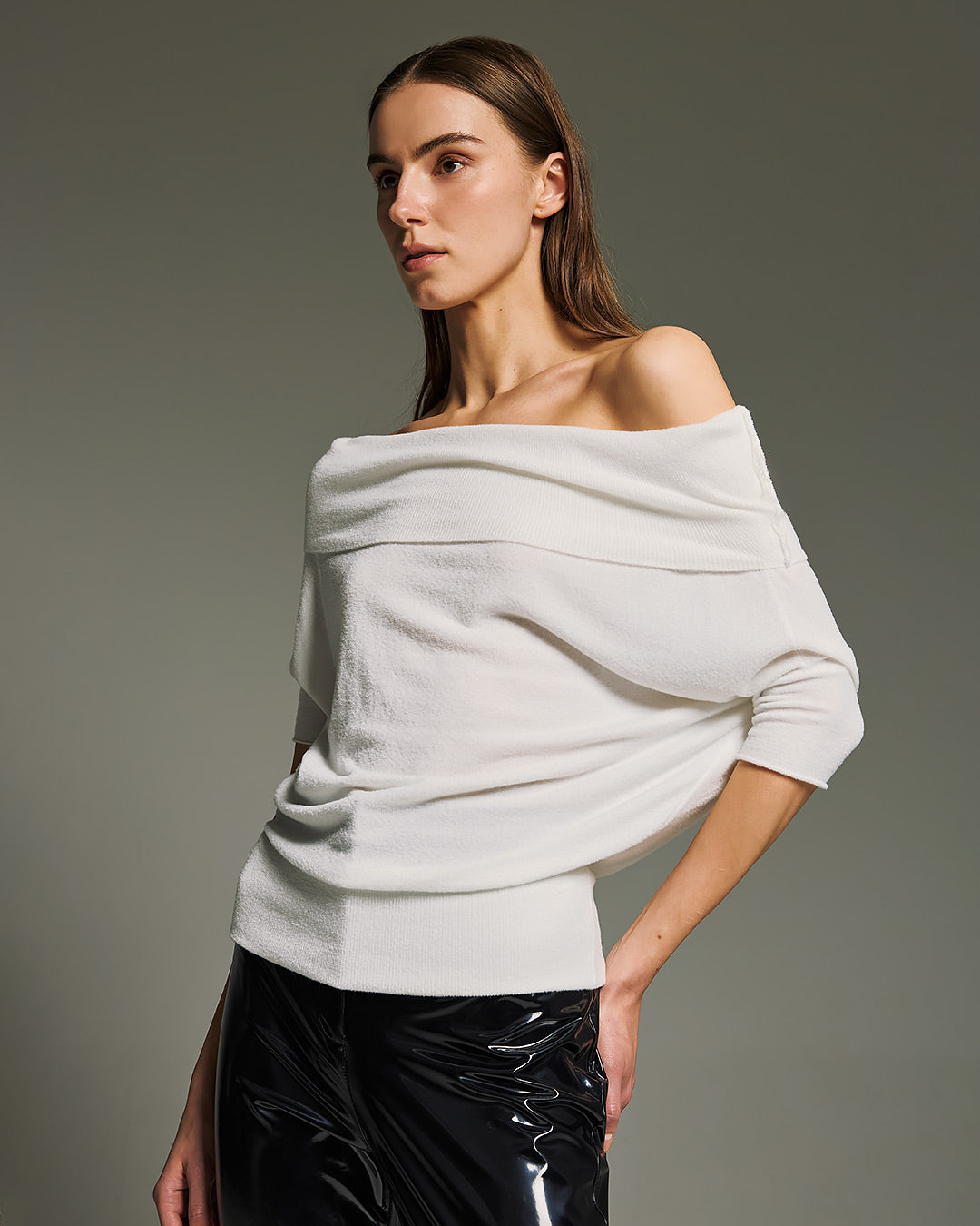 Short Sleeve Sweater / White