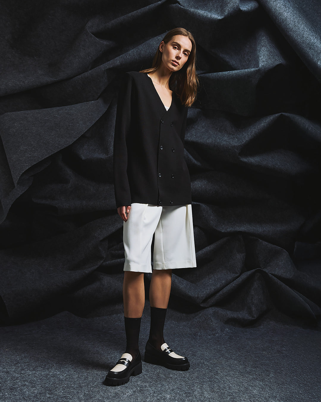 Across Button Knit Cardigan / Black