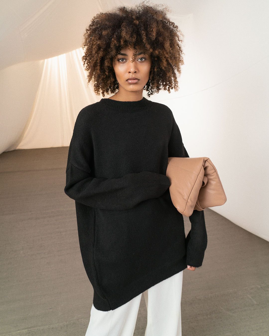 Oversized Knit Sweater / Black