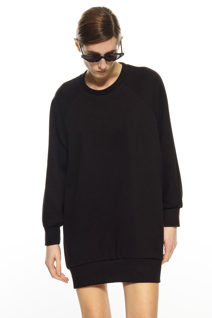 Carrie Oversized Sweater / Black