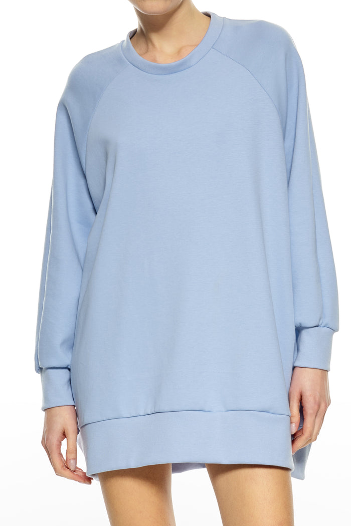 Carrie Oversized Sweater / Baby Blue